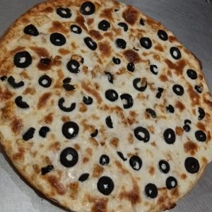 Black Olive Pizza